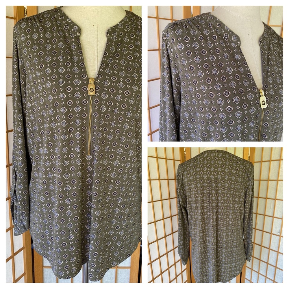 Michael Kors Stretch 1/4 Front Zip Top SZ L
